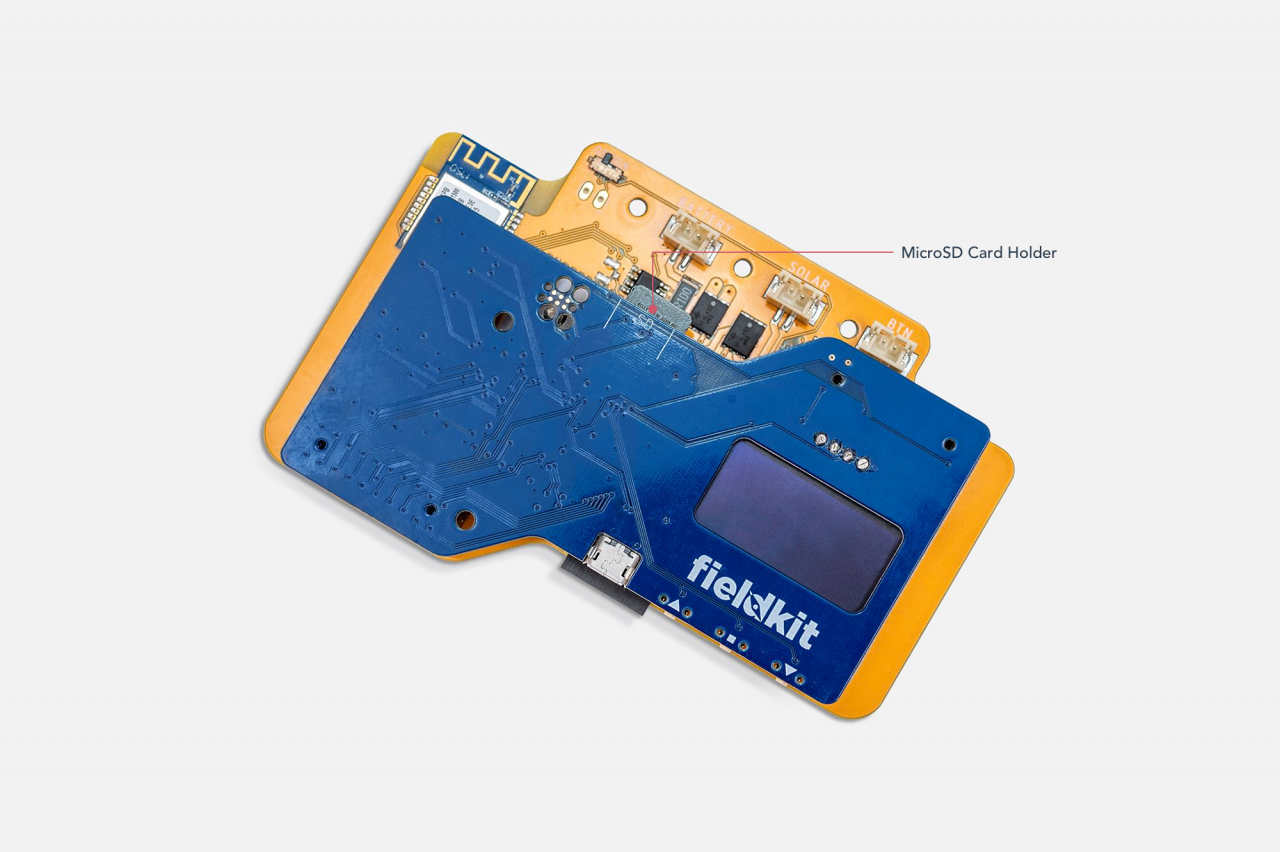 portador de tarjeta microSD