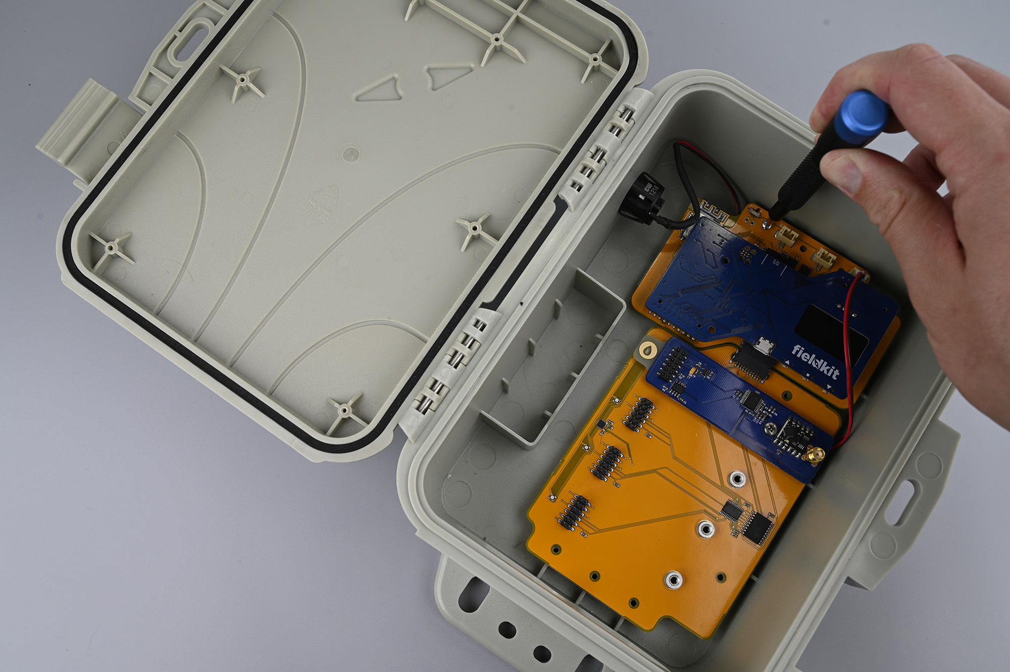 Screw in Circuit Boards